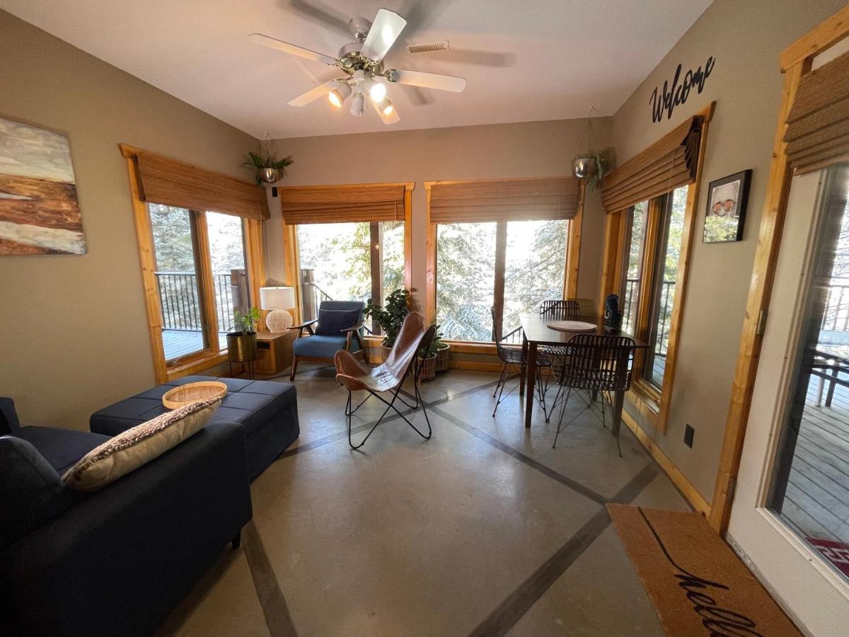 Blanchard Mountain Bnb Канмор Екстериор снимка